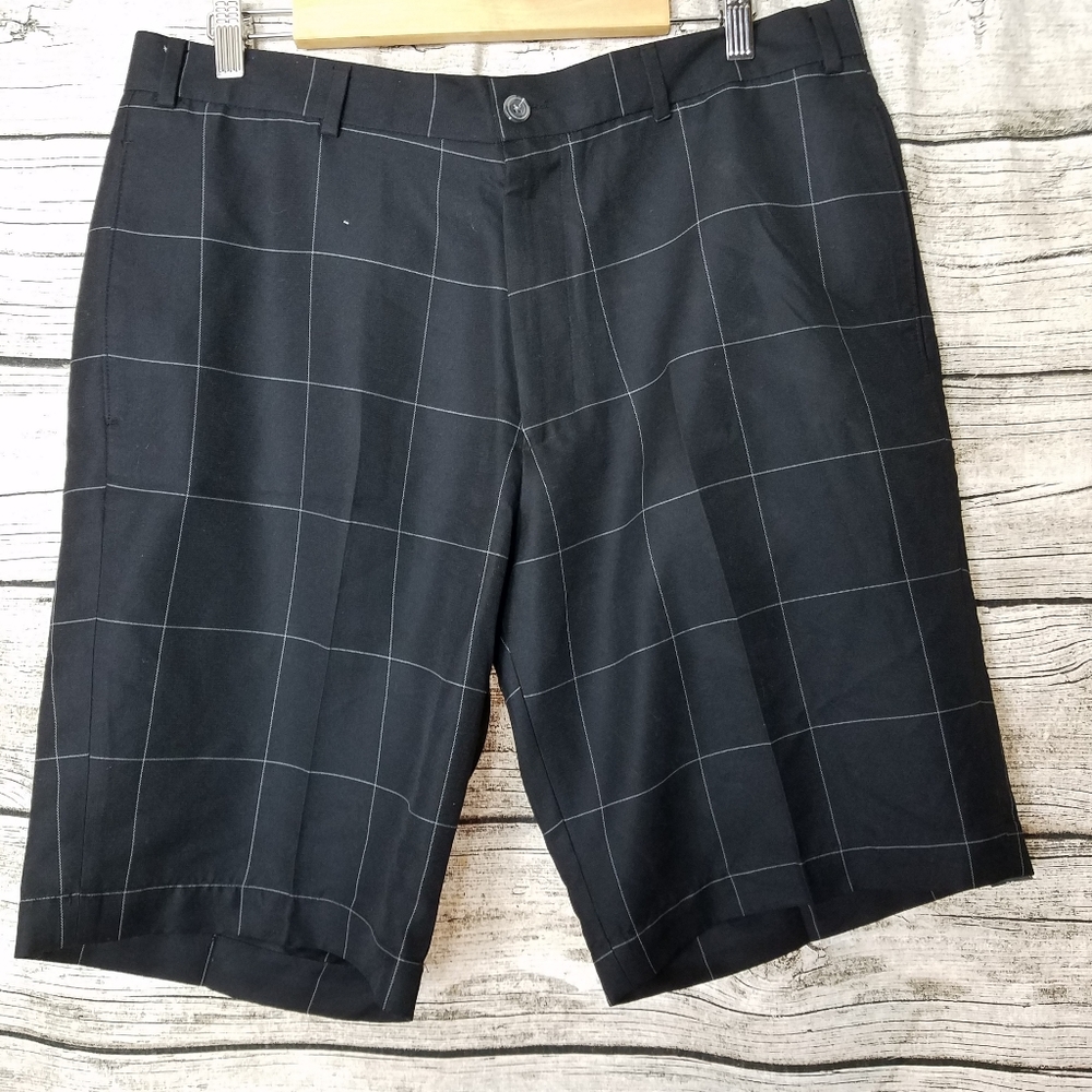 Joe Joseph Abboud Black Shorts Size 36.Waist approx: 18.5 inches Inseam approx